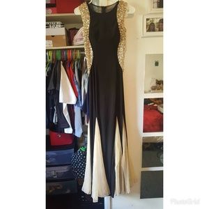 Black prom dress